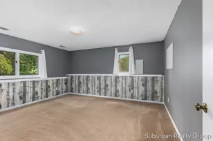 2543 Glencairin Dr NW, Grand Rapids, MI 49504 - Photo 25