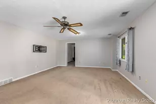 2543 Glencairin Dr NW, Grand Rapids, MI 49504 - Photo 29