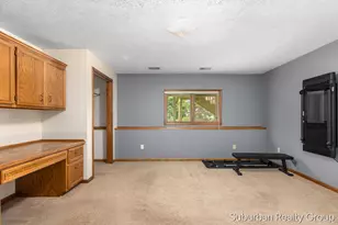 2543 Glencairin Dr NW, Grand Rapids, MI 49504 - Photo 33