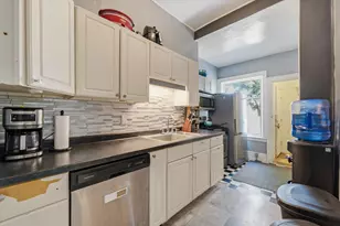 202 3rd St, Jackson, MI 49201 - Photo 19