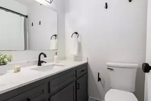 6838 Bonnie Ave SE, Grand Rapids, MI 49508 - Photo 17