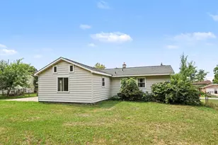 6838 Bonnie Ave SE, Grand Rapids, MI 49508 - Photo 23