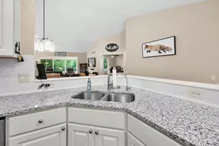 5309 Penrose Ln, Kalamazoo, MI 49009 - Photo 5