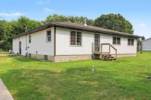 67821 29th St, Lawton, MI 49065 - Photo 1