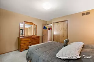 5895 Leisure S Dr SE, Grand Rapids, MI 49548 - Photo 25