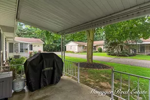5895 Leisure S Dr SE, Grand Rapids, MI 49548 - Photo 5