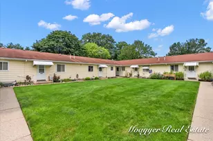 5895 Leisure S Dr SE, Grand Rapids, MI 49548 - Photo 9