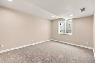 30 Ecklund St, Sparta, MI 49345 - Photo 33
