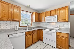 5105 Stone Oak Ln, Richland, MI 49083 - Photo 7