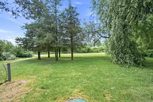 7188 E Beach Dr, South Haven, MI 49090 - Photo 9