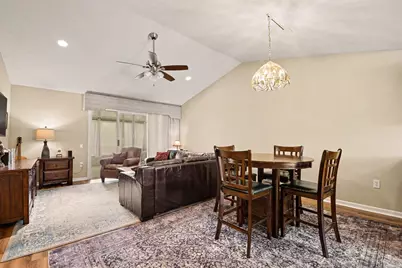 3124 Maple Villa Drive SE, Grand Rapids, MI 49508 - Photo 11