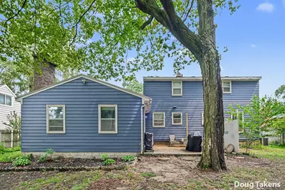 4445 Marshall Avenue SE, Kentwood, MI 49508 - Photo 11