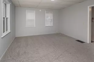 637 Davis St, Kalamazoo, MI 49007 - Photo 5
