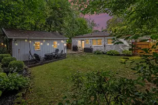 126 Pleasant Ridge Dr, Saline, MI 48176 - Photo 3