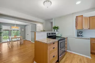 2228 Medford Rd, Ann Arbor, MI 48104 - Photo 9
