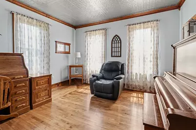 136 W Church Avenue, Reed City, MI 49677 - Photo 7