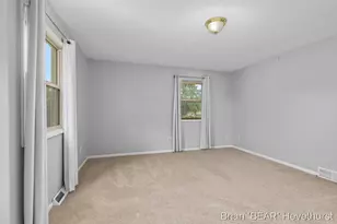 7520 Windgate Dr, Jenison, MI 49428 - Photo 15