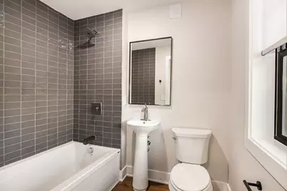 826 Fairview Avenue NE, Grand Rapids, MI 49503 - Photo 9