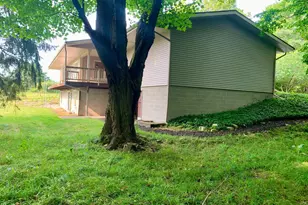 1775 S Lakeshore Dr, Ludington, MI 49431 - Photo 3