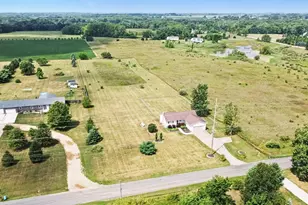 11456 Broughwell Rd, Rives Junction, MI 49277 - Photo 5