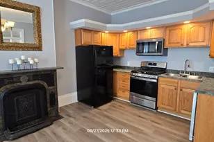 212 Oak St, Manistee, MI 49660 - Photo 7