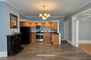 212 Oak St, Manistee, MI 49660 - Photo 11