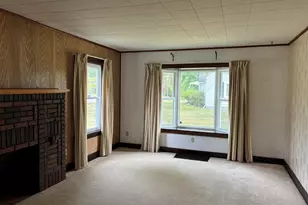 328 Miller Ave, Battle Creek, MI 49037 - Photo 3