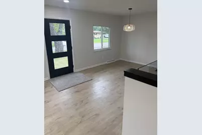 1653 Gary Paul Lane, Jackson, MI 49203 - Photo 5