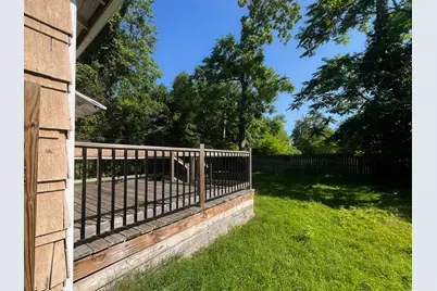 864 Highland Avenue, Benton Harbor, MI 49022 - Photo 17