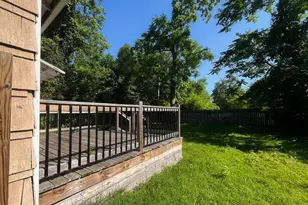 864 Highland Ave, Benton Harbor, MI 49022 - Photo 17