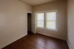 864 Highland Ave, Benton Harbor, MI 49022 - Photo 9