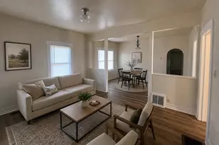 864 Highland Ave, Benton Harbor, MI 49022 - Photo 3