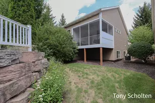 2191 N Greenstone Dr, Grand Rapids, MI 49546 - Photo 39