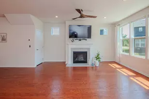 2817 Fairgrove Cres, Ann Arbor, MI 48108 - Photo 7