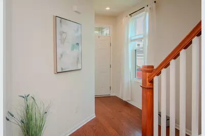 2817 Fairgrove Crescent, Ann Arbor, MI 48108 - Photo 5