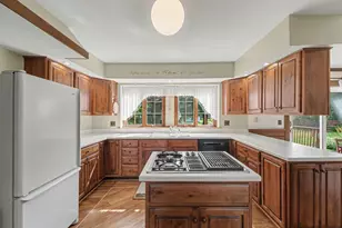8569 Roundhill Ct, Saline, MI 48176 - Photo 19