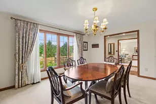 8569 Roundhill Ct, Saline, MI 48176 - Photo 25