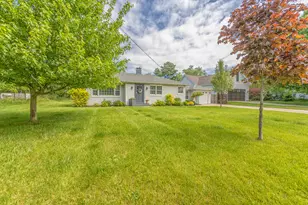 212 W Randolph St, Douglas, MI 49406 - Photo 17