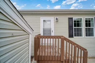 520 Missouri River Ct, Adrian, MI 49221 - Photo 3