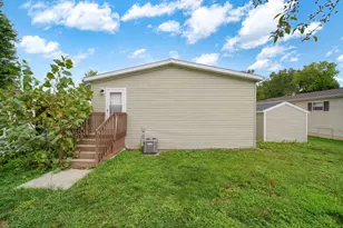 520 Missouri River Ct, Adrian, MI 49221 - Photo 25
