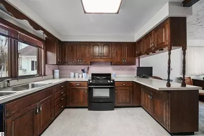 5403 E M 55, Cadillac, MI 49601 - Photo 3