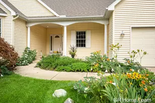 1059 Greenwood Forest SE, Grand Rapids, MI 49546 - Photo 55