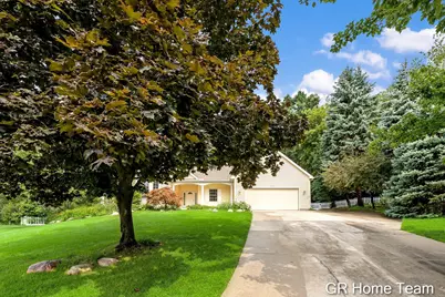 1059 Greenwood Forest SE, Grand Rapids, MI 49546 - Photo 59