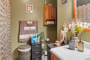 43 Butternut Ct, Chelsea, MI 48118 - Photo 13