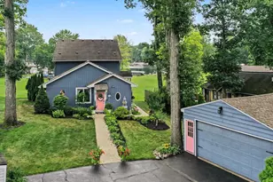 4720 Downing Dr, Pinckney, MI 48169 - Photo 1