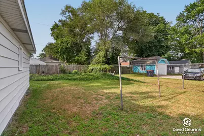 180 W 18th Street, Holland, MI 49423 - Photo 5