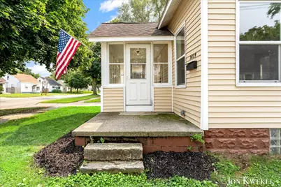 2029 Michael Avenue SW, Wyoming, MI 49509 - Photo 5
