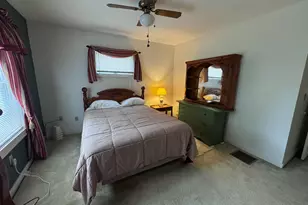833 Kenneth St SW, Wyoming, MI 49509 - Photo 17