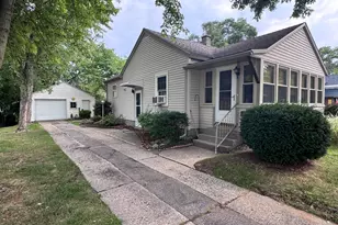 833 Kenneth St SW, Wyoming, MI 49509 - Photo 3