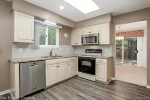 6257 Gatewood, West Bloomfield, MI 48322 - Photo 35